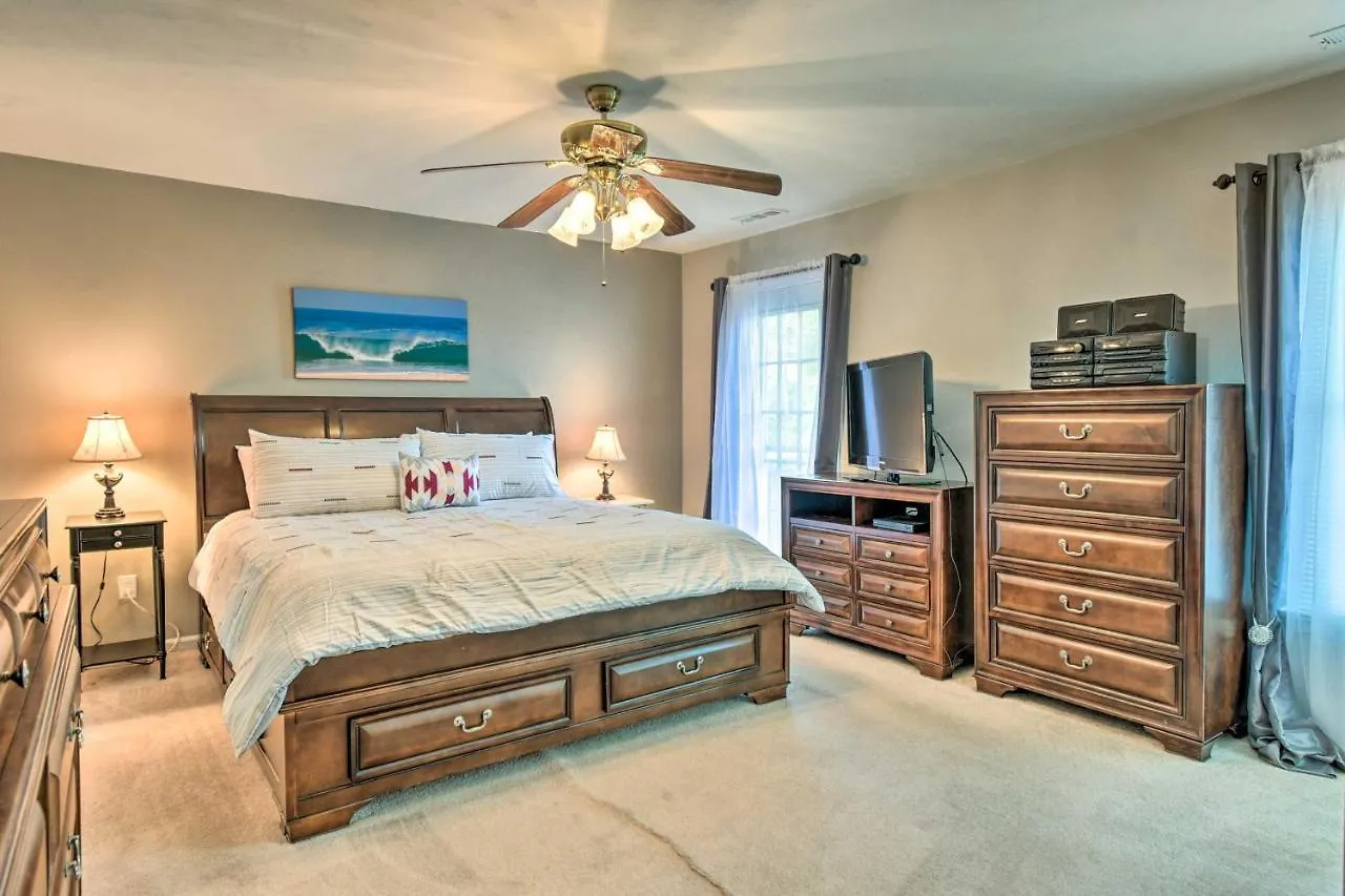 Holiday home Virginia Beach Family House Less Than 1 Mi To Golf Club!