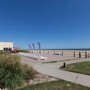 Отель Wyndham Virginia Oceanfront, Вирджиния-Бич