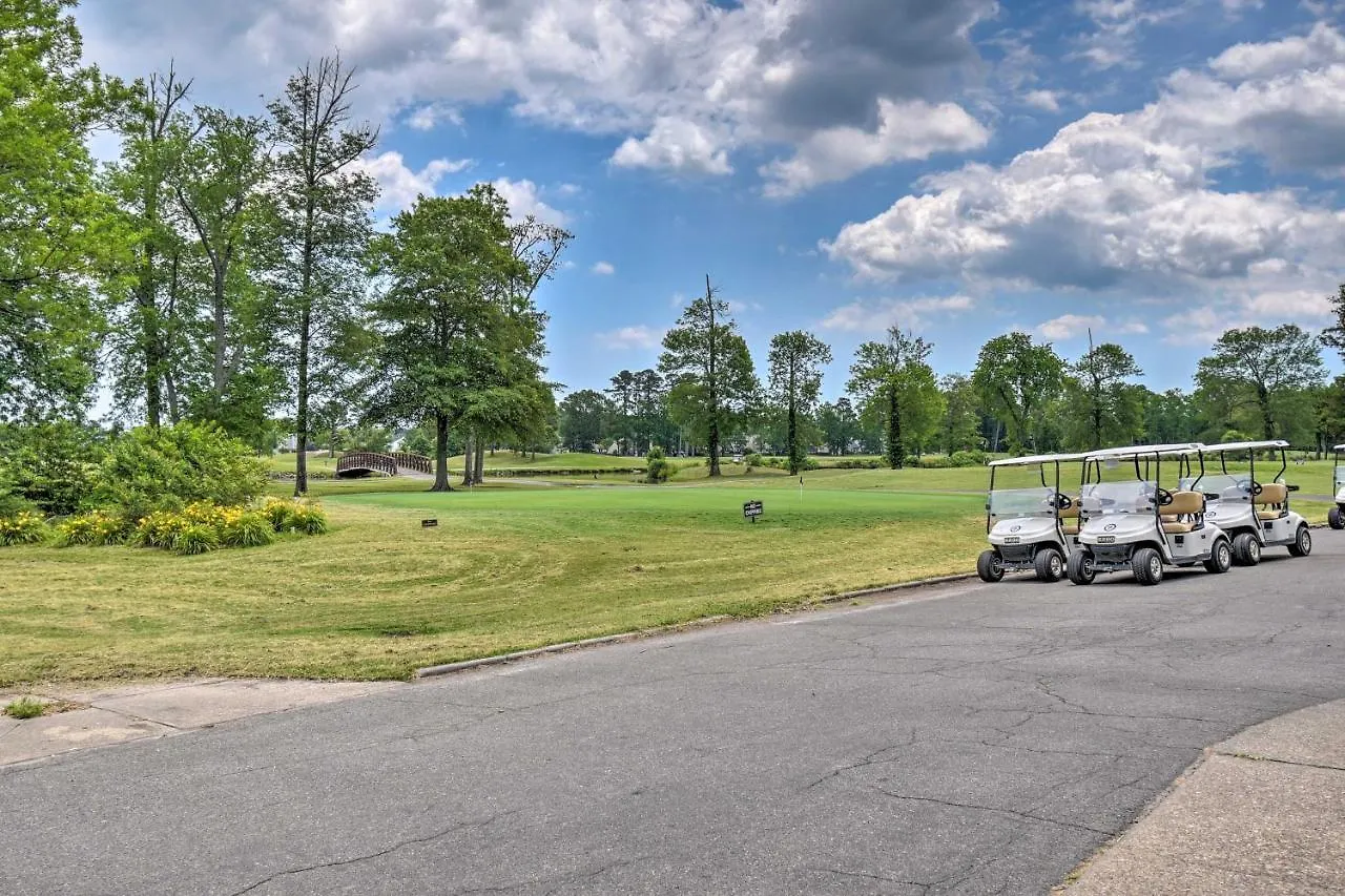 Holiday home Virginia Beach Family House Less Than 1 Mi To Golf Club! United States